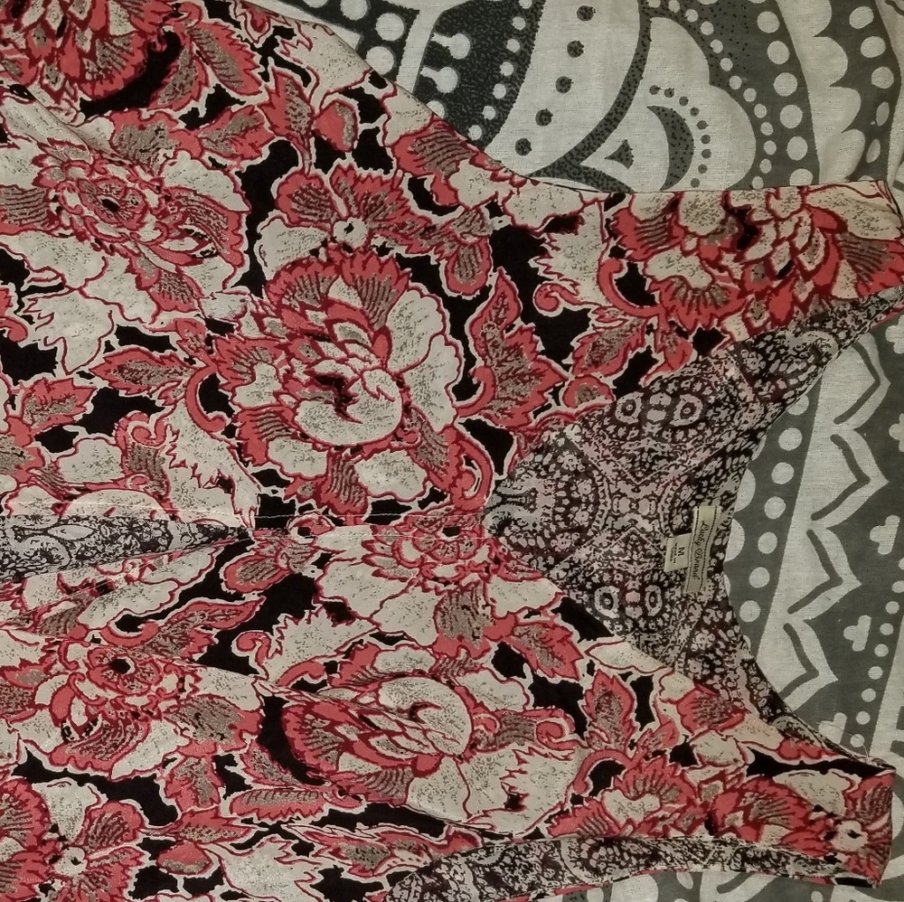 Floral layered tank top